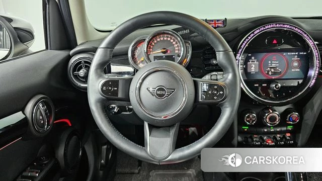 Mini Cooper 2022 Жемчужный цвет из Кореи, фото 4