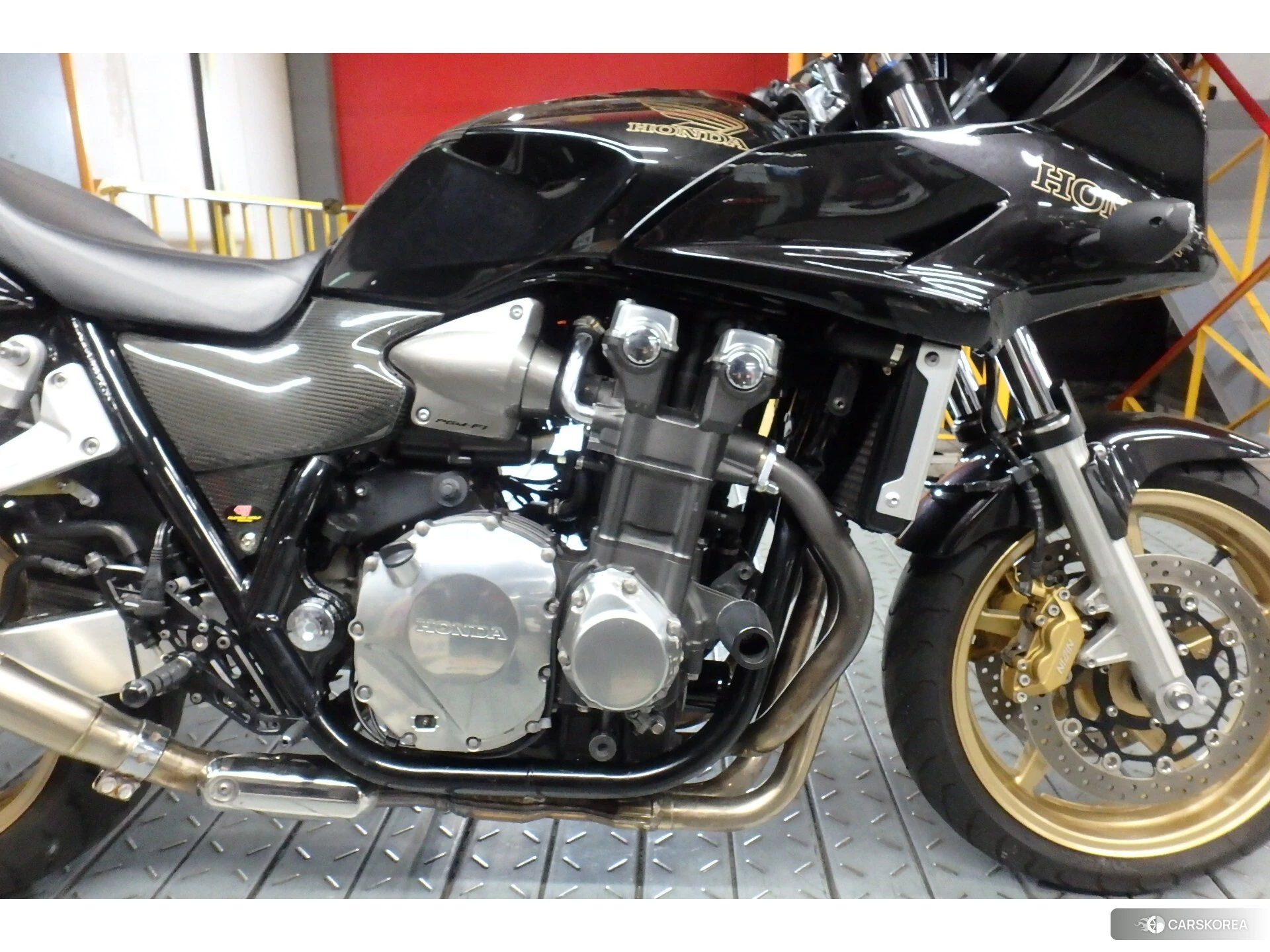 Проданный Honda CB1300SF BOLDOR 2010 из Японии, фото 4