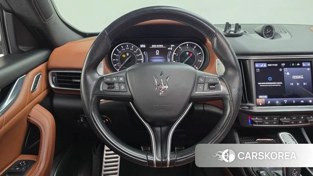 Maserati Levante 2021 Черный из Кореи, фото 4