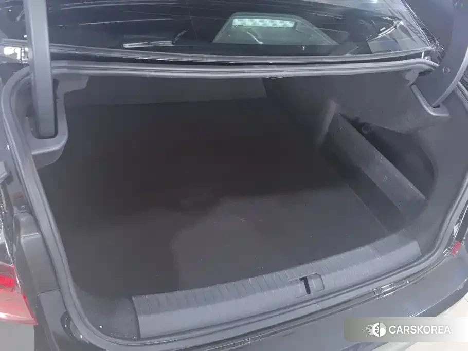 Volkswagen Passat 2023 Черный из Китая, фото 4