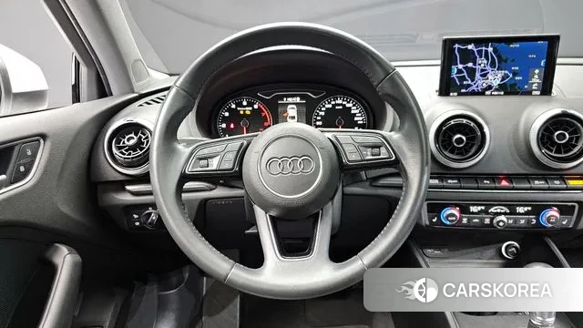 Audi New A3 2018 Белый из Кореи, фото 4