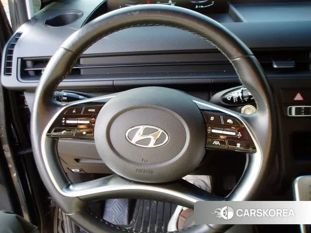 Hyundai Staria 2022 Серый из Кореи, фото 4