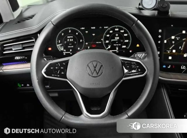 Volkswagen Touareg 3rd generation 2024 Серый из Кореи, фото 4