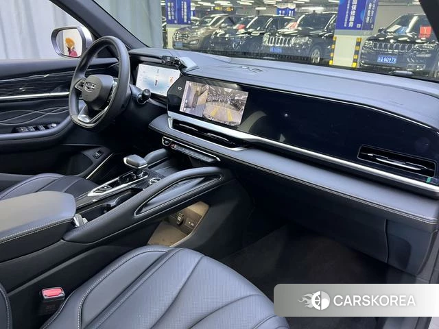 Geely Automobile Xingyue L 2025 Серебристо-серый из Китая, фото 4