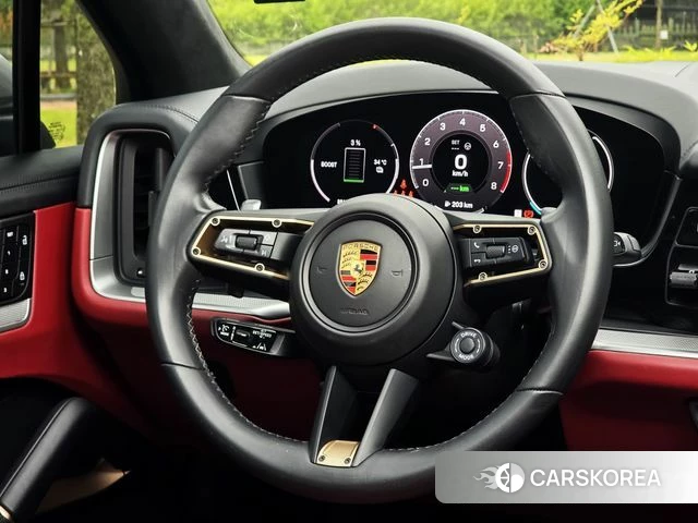 Porsche Cayenne (PO536) 2024 Цвет галактики из Кореи, фото 4