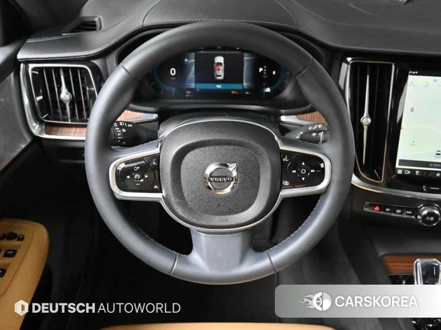 Volvo V60 Cross-Country 2nd Generation 2022 Синий из Кореи, фото 4