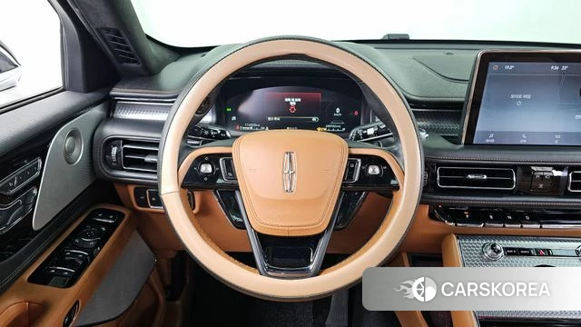 Lincoln Aviator 2nd generation 2020 Белый из Кореи, фото 4