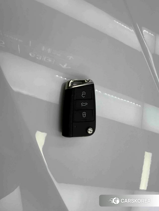 Volkswagen Tuyue 2023 Белый из Китая, фото 4