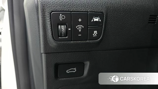 Kia K5 3rd generation 2023 Белый из Кореи, фото 4