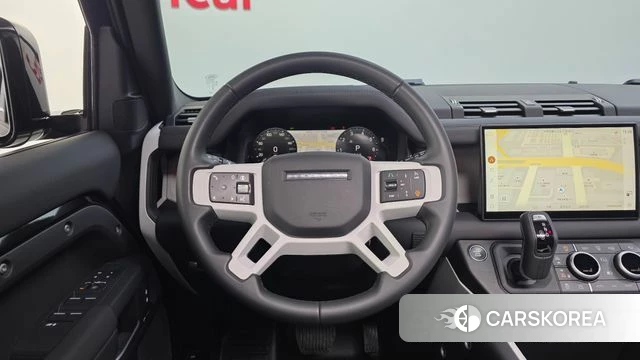 Land Rover Defender (L663) 2024 Черный из Кореи, фото 4