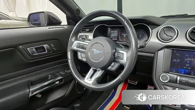 Ford Mustang 2022 Черный из Кореи, фото 4