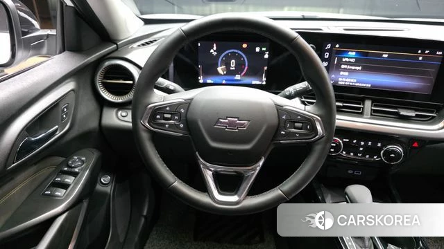 Chevrolet (GM Daewoo) Trax Crossover 2025 Белый из Кореи, фото 4