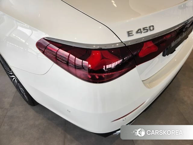 Mercedes-Benz E-Class W214 2025 Белый из Кореи, фото 4