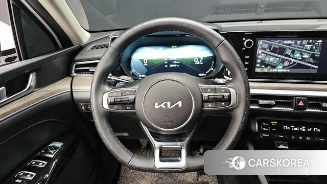 Kia K5 3rd generation 2023 Белый из Кореи, фото 4