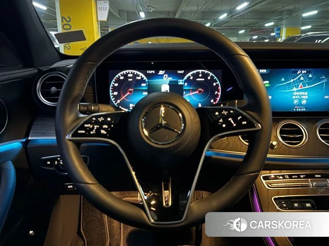 Mercedes-Benz E-Class W213 2023 Белый из Кореи, фото 4