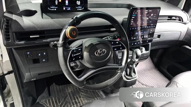 Hyundai Staria 2023 Белый из Кореи, фото 4