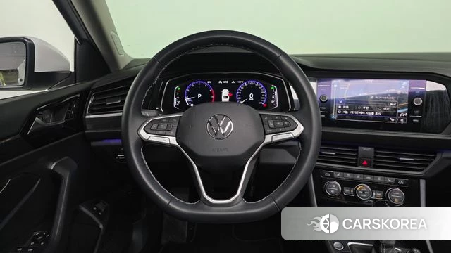 Volkswagen 7th Generation of Jetta 2023 Белый из Кореи, фото 4
