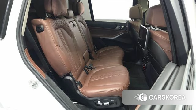 BMW X7 (G07) 2022 Белый из Кореи, фото 4