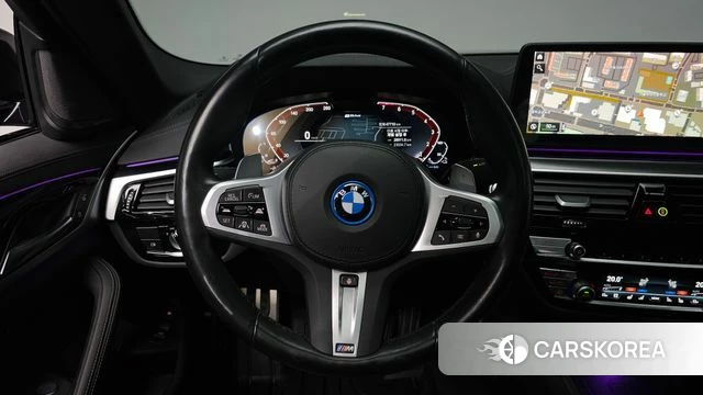 BMW 5 Series (G30) 2023 Черный из Кореи, фото 4