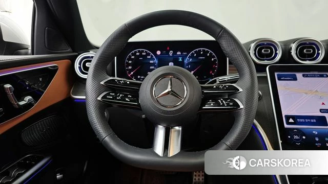 Mercedes-Benz C-Class W206 2025 Белый из Кореи, фото 4