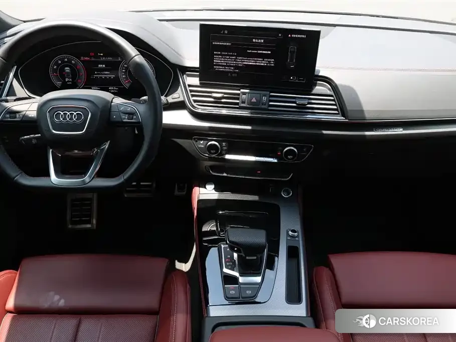 Audi Q5L 2025 Silver/gray из Китая, фото 4