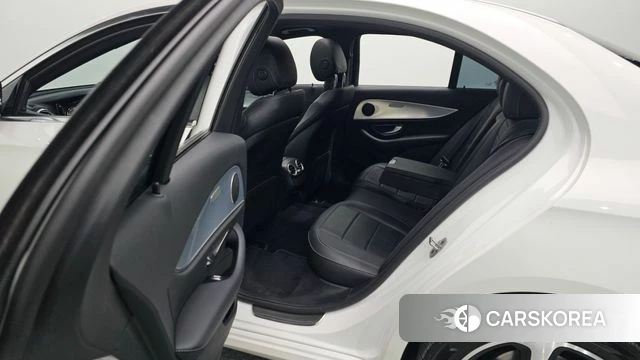 Mercedes-Benz E-Class W213 2020 Белый из Кореи, фото 4
