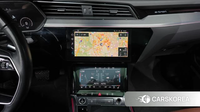 Audi e-Tron 2021 Серый из Кореи, фото 4