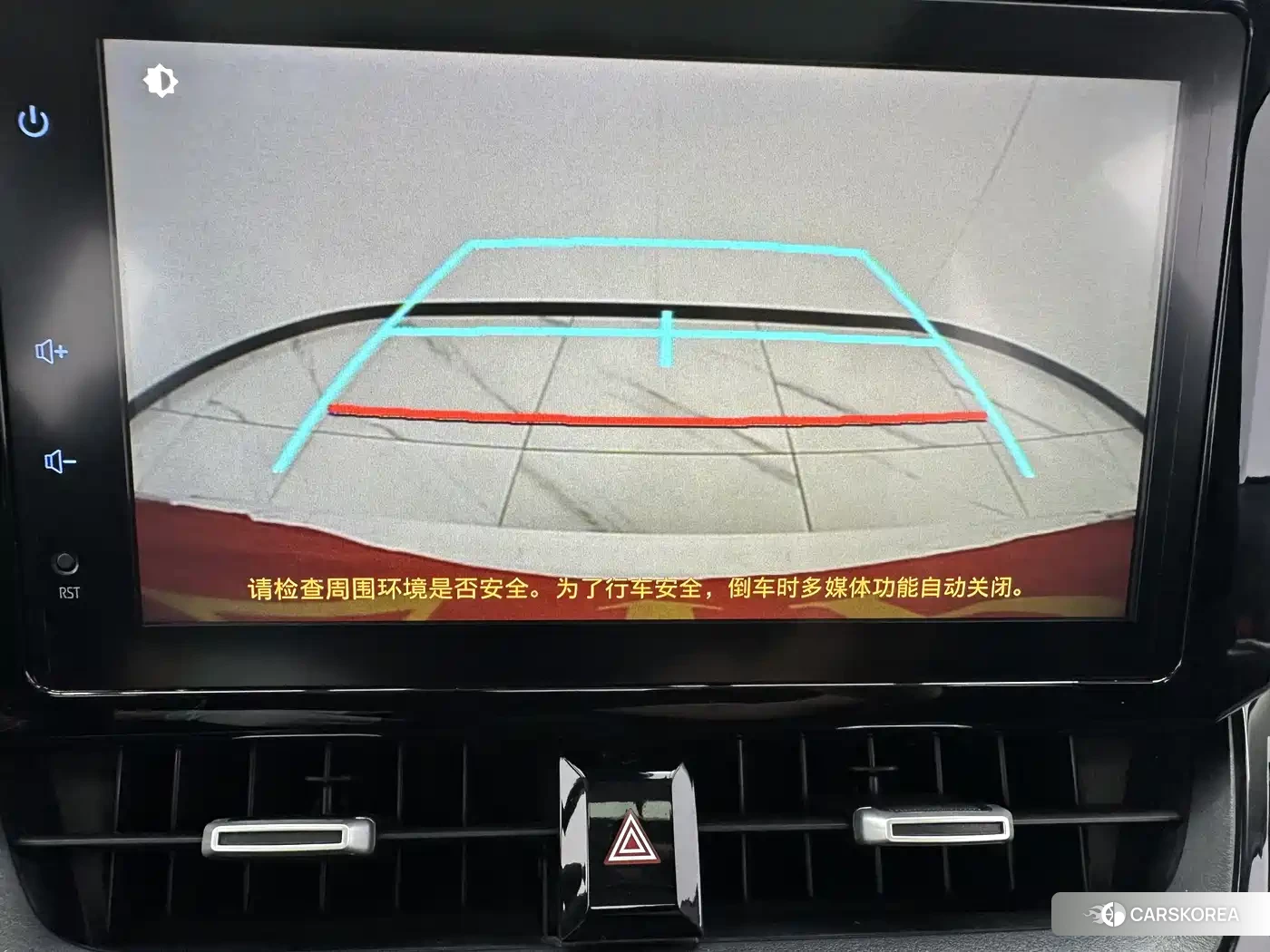 Toyota Corolla 2022 Белый из Китая, фото 4