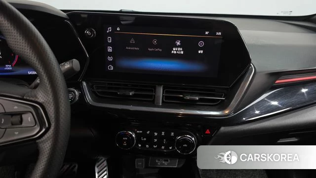 Chevrolet (GM Daewoo) Trax Crossover 2023 Черный из Кореи, фото 4