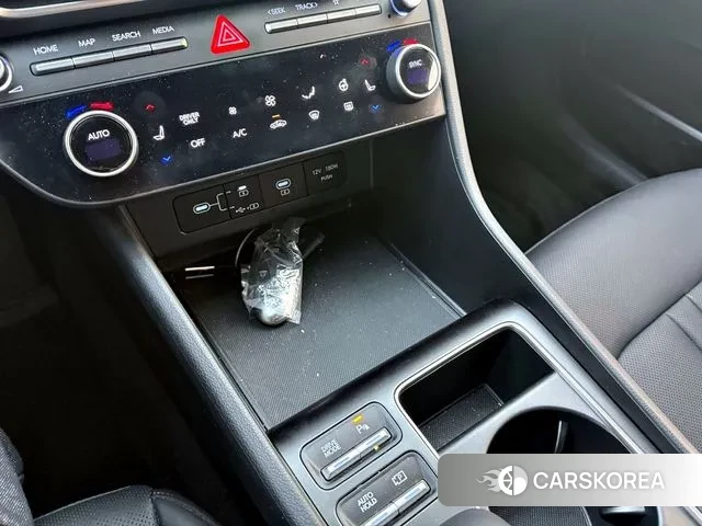 Hyundai Sonata D Edge Hybrid (DN8) 2023 Белый из Кореи, фото 4