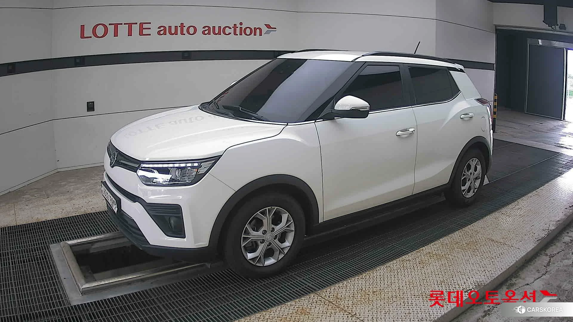 SsangYong Tivoli 2021 Grand White из Кореи, фото 4