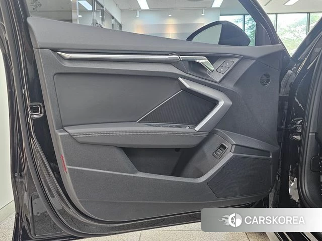 Audi A3 (8Y) 2026 Черный из Кореи, фото 4