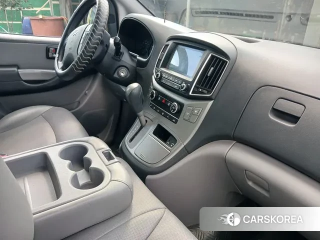 Hyundai The New Grand Starex 2019 Желтый из Кореи, фото 4