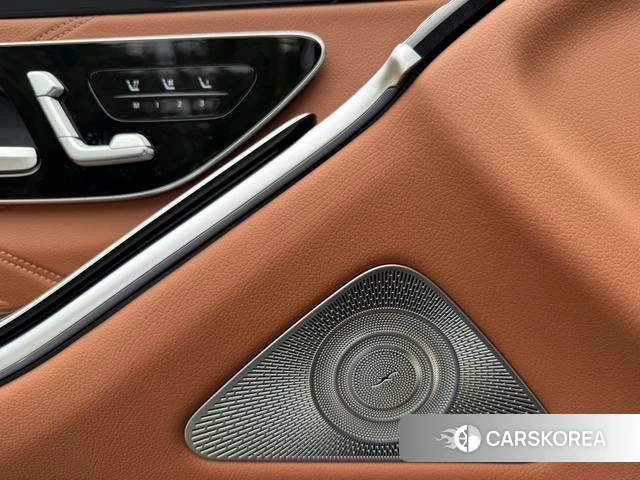 Mercedes-Benz Maybach S-class 2022 Черный из Китая, фото 4