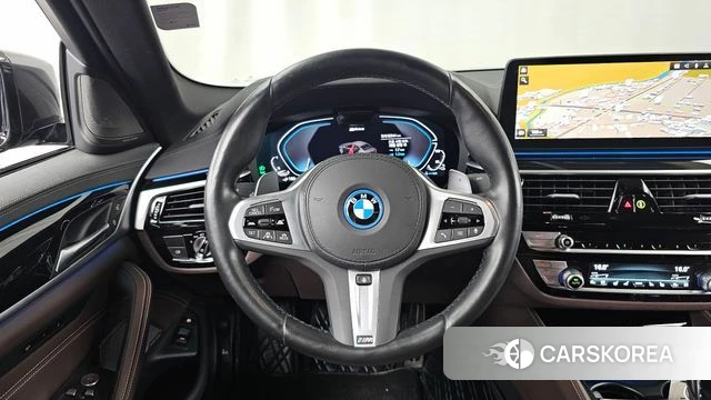 BMW 5 Series (G30) 2023 Серый из Кореи, фото 4