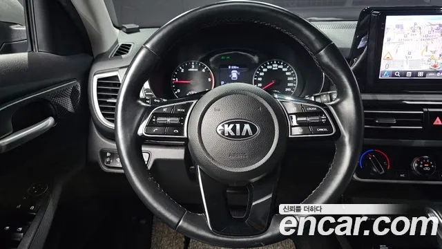 Kia Seltos 2020 Серебристо-серый из Кореи, фото 4