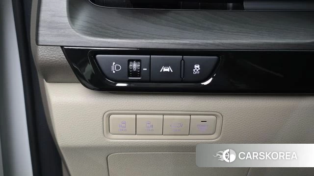 Kia Carnival 4th generation 2023 Белый из Кореи, фото 4