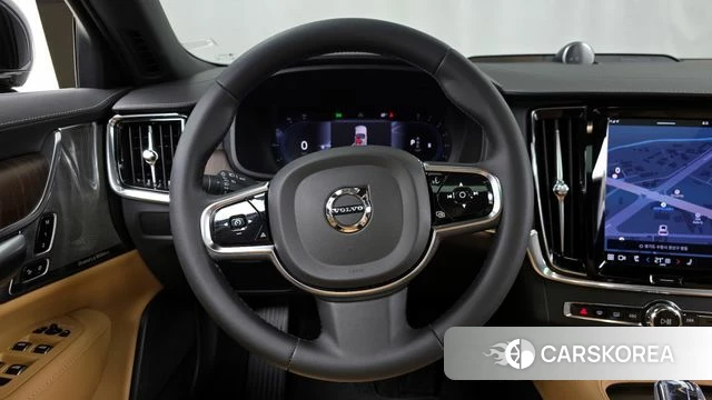 Volvo S90 2023 Черный из Кореи, фото 4