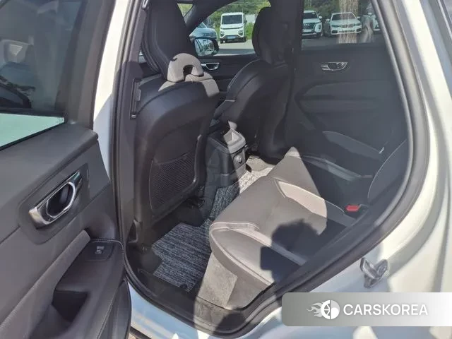 Volvo XC60 second Generation 2020 Белый из Кореи, фото 4