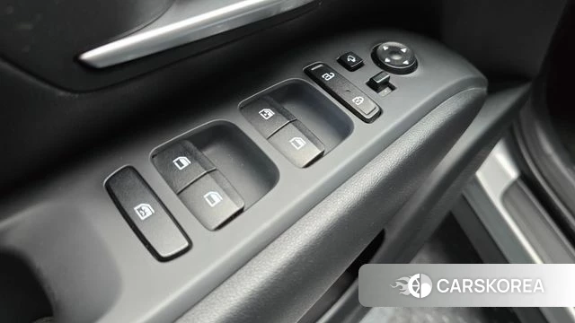 Hyundai Tucson (NX4) 2022 Серебристо-серый из Кореи, фото 4