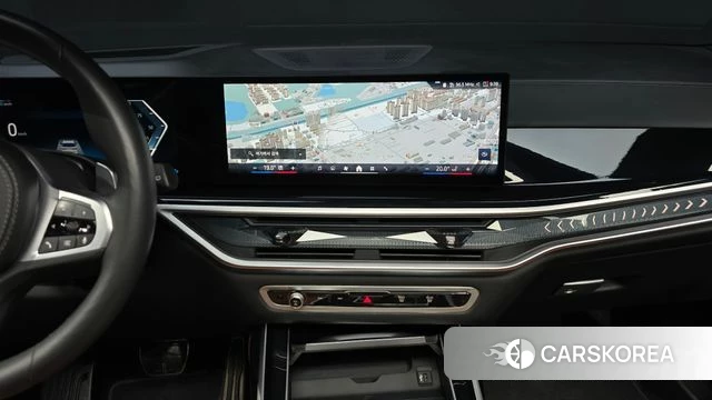 BMW X7 (G07) 2024 Белый из Кореи, фото 4