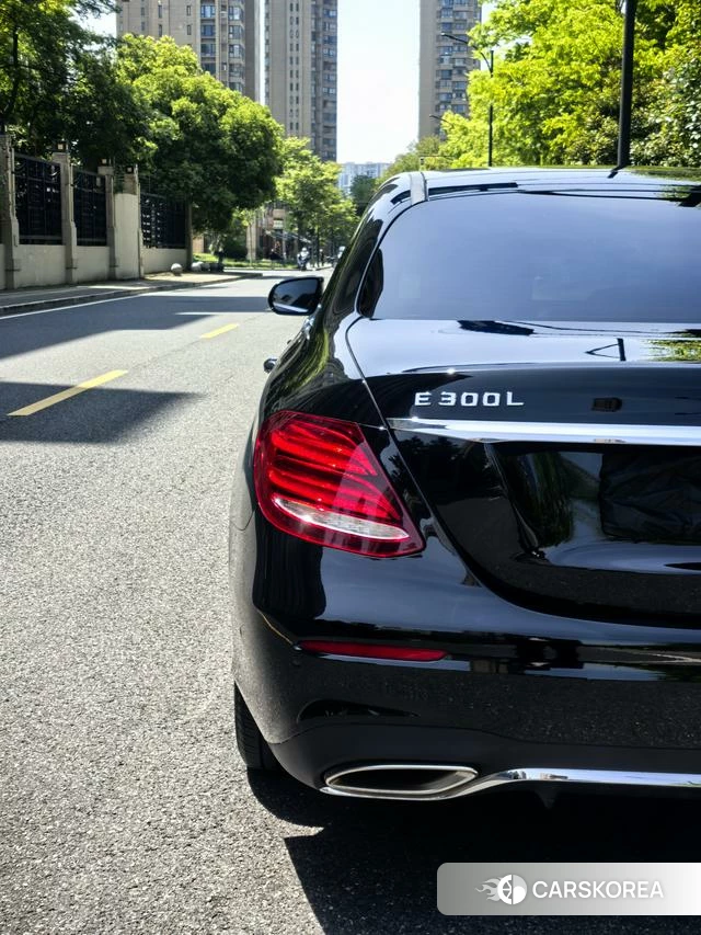 Mercedes-Benz E-class 2019 Черный из Китая, фото 4