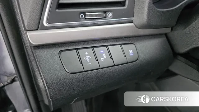 Hyundai Avante AD 2018 Серый из Кореи, фото 4