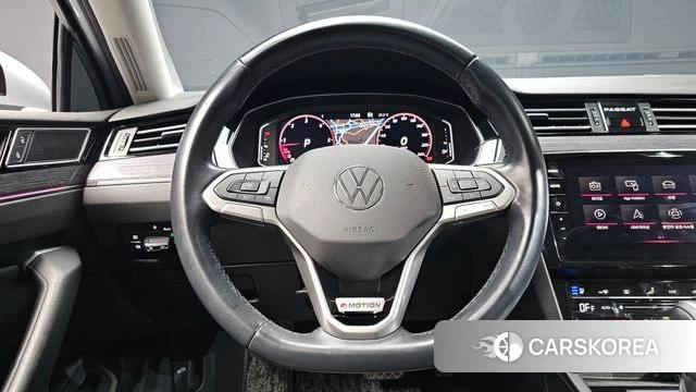Volkswagen Passat GT (B8) 2021 Серебристо-серый из Кореи, фото 4