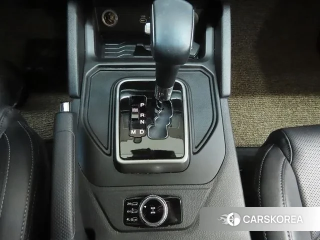 Ssangyong The New Rexton Sports Cannes 2024 Жемчужный цвет из Кореи, фото 4