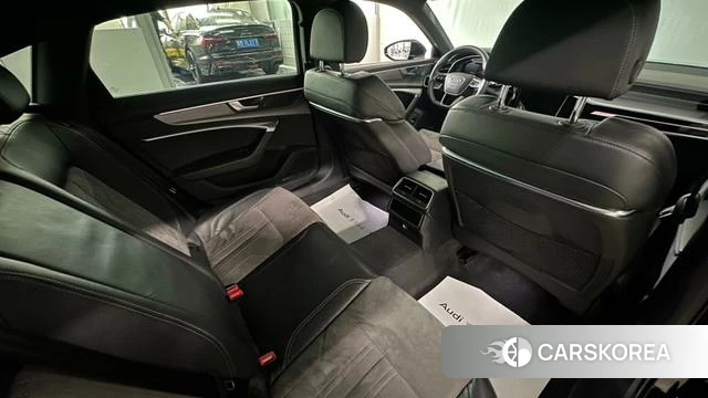 Audi A6L 2022 Черный из Китая, фото 4