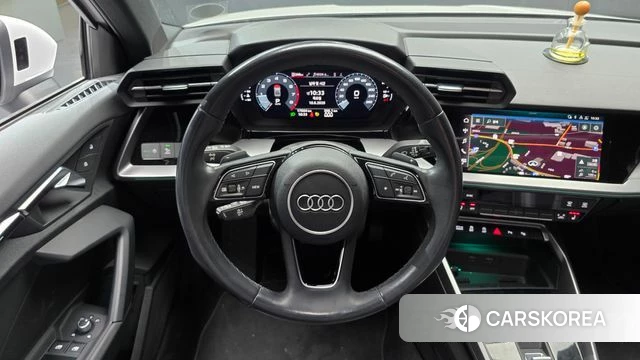 Audi A3 (8Y) 2023 Белый из Кореи, фото 4