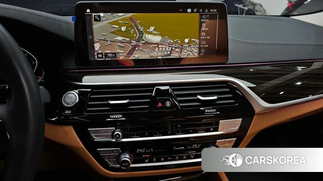 BMW 5 Series (G30) 2023 Черный из Кореи, фото 4