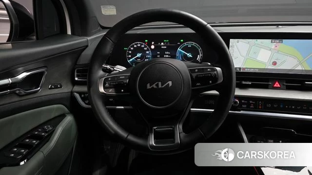 Kia Sportage 5th Generation Hybrid 2024 Белый из Кореи, фото 4