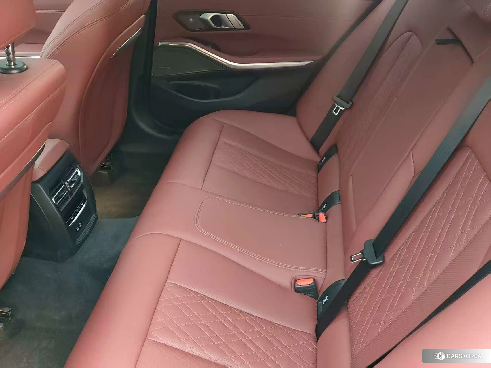 BMW 3 series 2022 Черный из Китая, фото 4